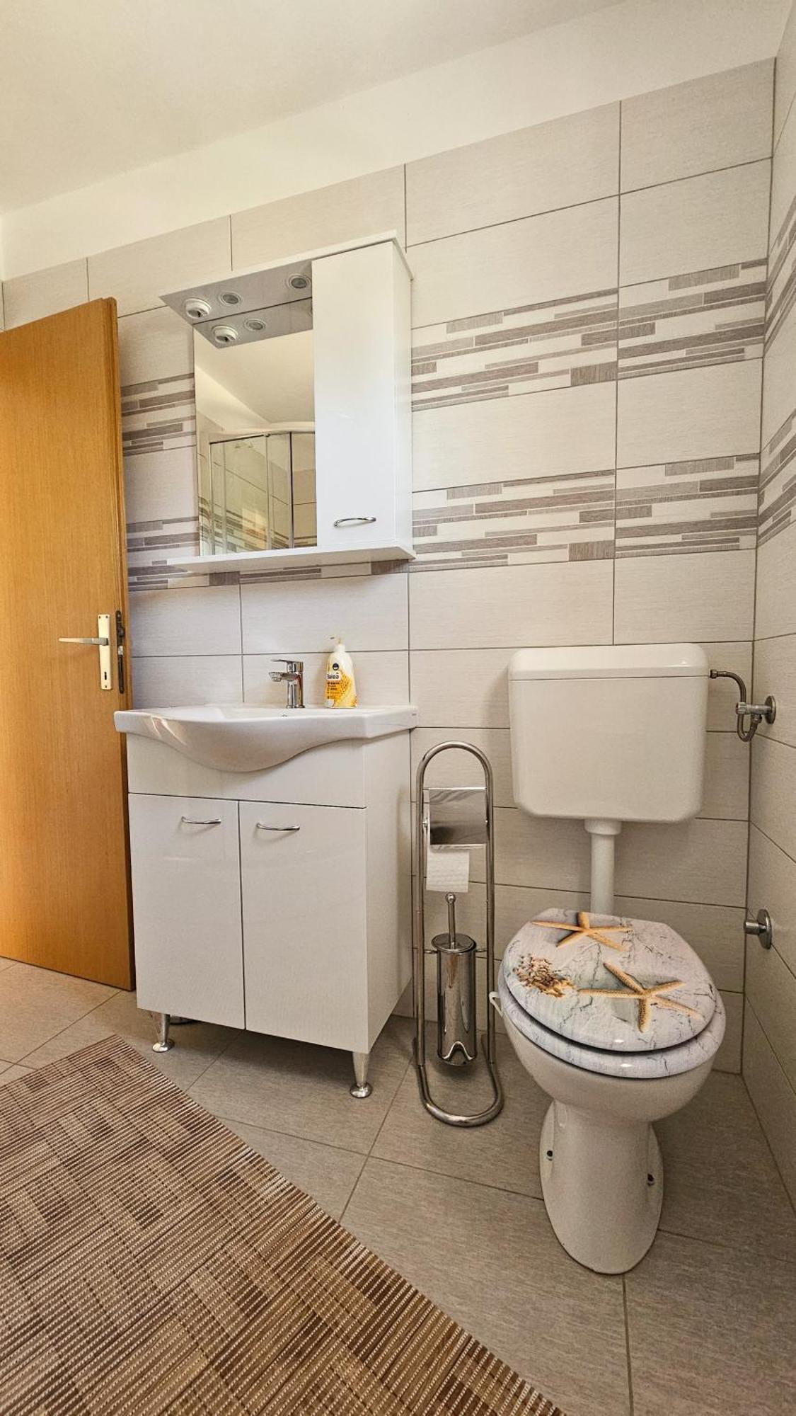 Apartman Petra Vrh  Экстерьер фото